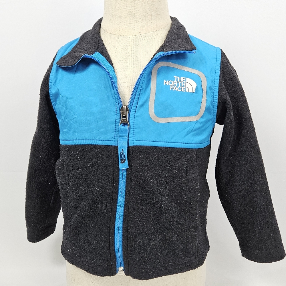 The North Face Denali size 2T fleece jacket - Picture 15 of 15